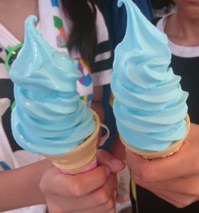 横浜 八景島シーパラダイス ラムネソフトクリーム